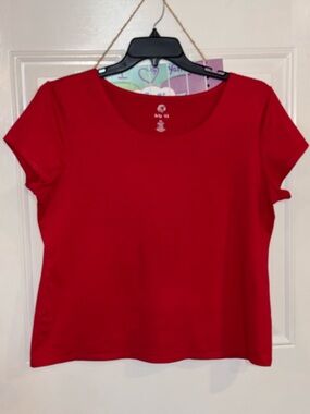 Ruby Rd. Women's Red Short Sleeve Scoop Neck Tee